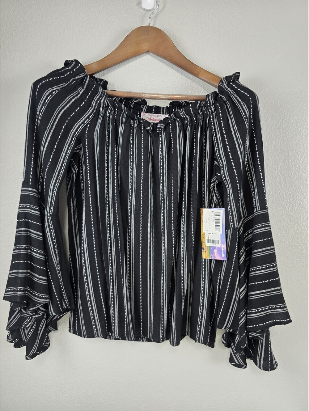 Womens, PANHANDLE Western Wear 3/4 Bell SLEEVE top, Black Size M